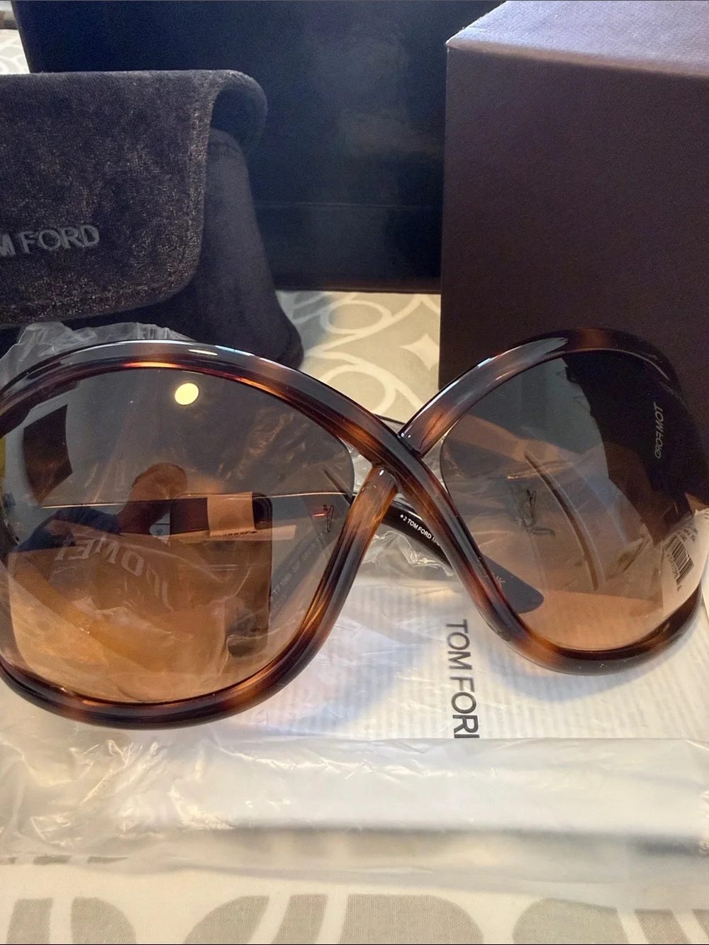Full Set Tom Ford Women's Tortoiseshell Brown Gradient Oversized Sunglasses